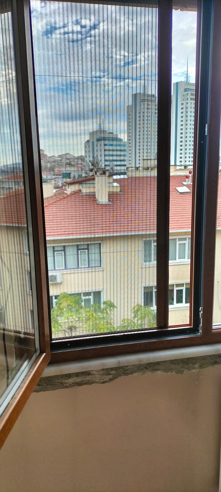 Nisa Pimapen Çalışmaları - kedi-sinekligi-pimapen-tamiri-pencere-sistemleri-13