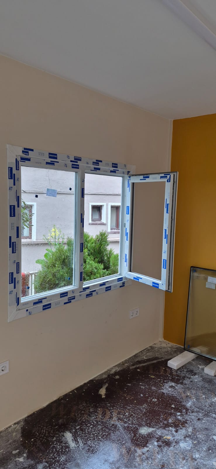 Nisa Pimapen Çalışmaları - kedi-sinekligi-pimapen-tamiri-pencere-sistemleri-2