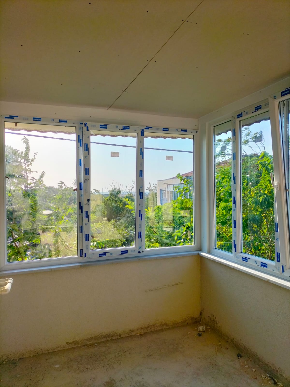 Nisa Pimapen Çalışmaları - kedi-sinekligi-pimapen-tamiri-pencere-sistemleri-34